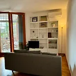 Flaminia Home